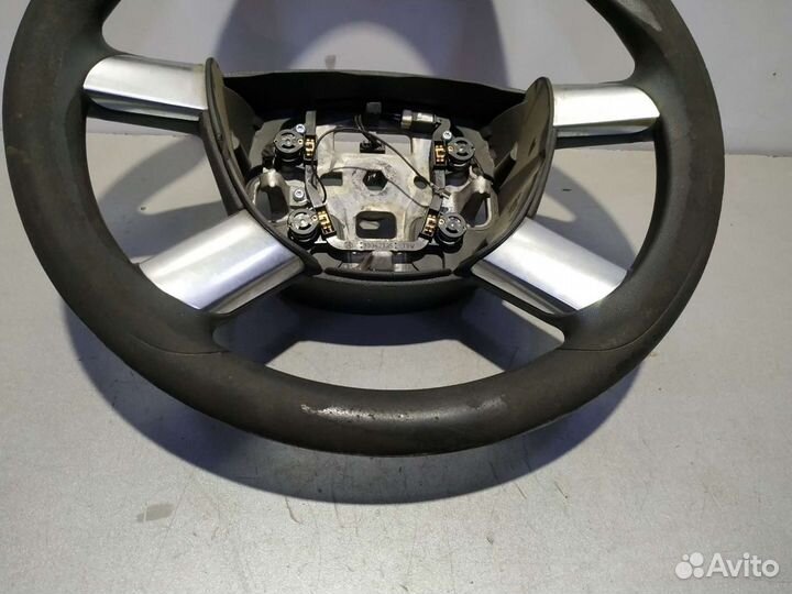 Руль под восстановление 4 спицы Форд Фокус 2
