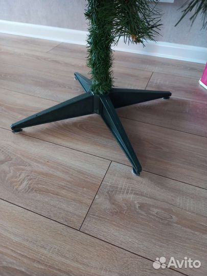 Елка искусственная 220 см (дед мороз в подарок)