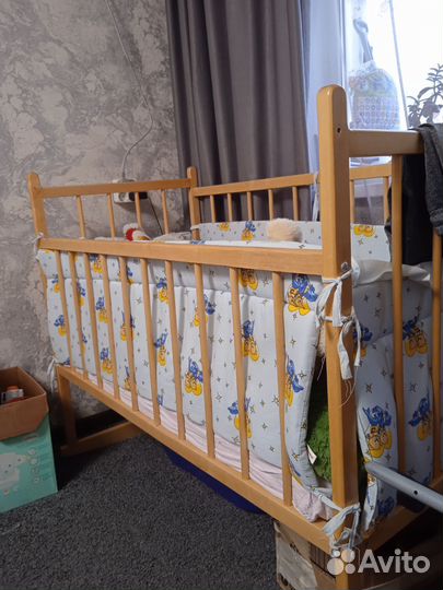 Детская кроватка