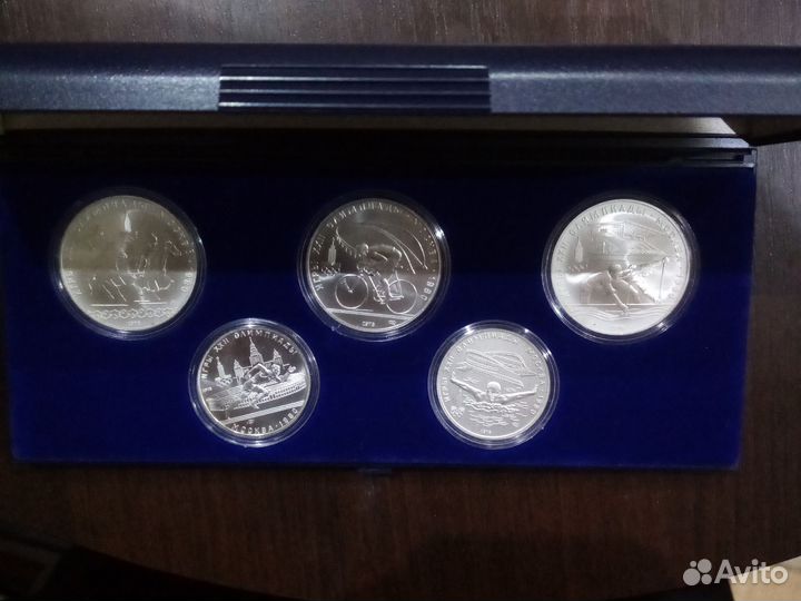 Набор монет олимпиады 80 серебро. Быстрее