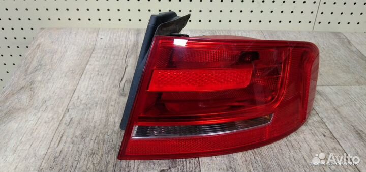 Фонарь задний наружный Audi A4 B8 (2007-2011)
