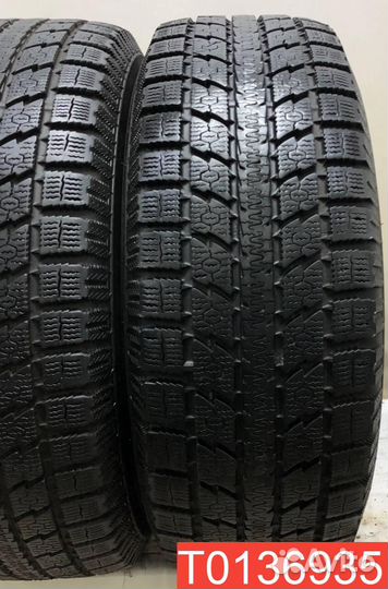 Toyo Observe GSi-5 235/65 R17 104Q