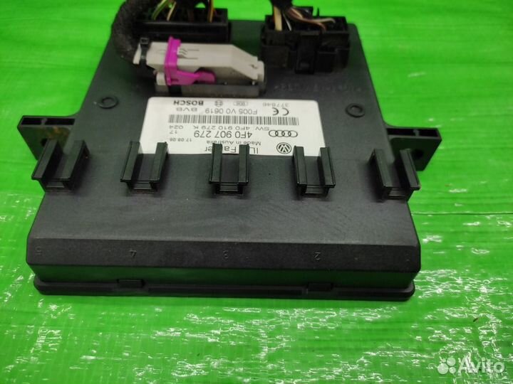 Блок управления бортовой сети Audi Q7