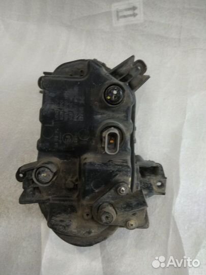 Hyundai Santa Fe 18- птф левая LED