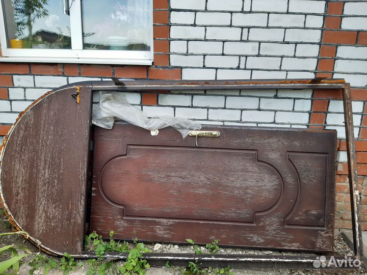 Дверь металлическая входная двухстворчатая бу