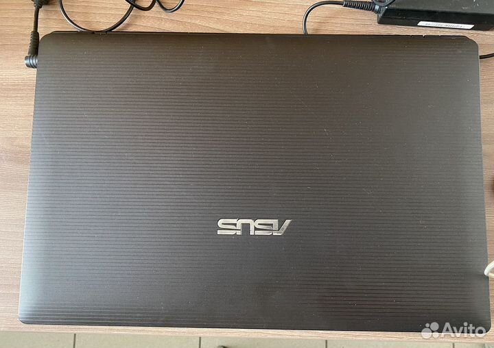 Ноутбук asus x53u