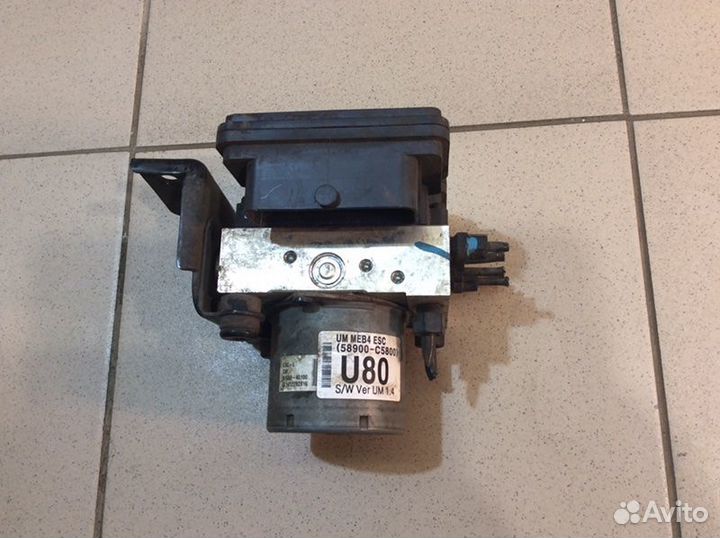 Блок ABS (насос) Kia Sorento UM 2015-2020