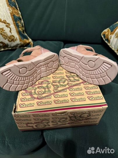 Сандалии для девочки Orsetto новые 23р