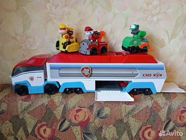 Большая фура перевозчик Патрол