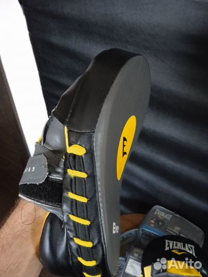 Боксерские лапы Everlast Vinyl Mantis