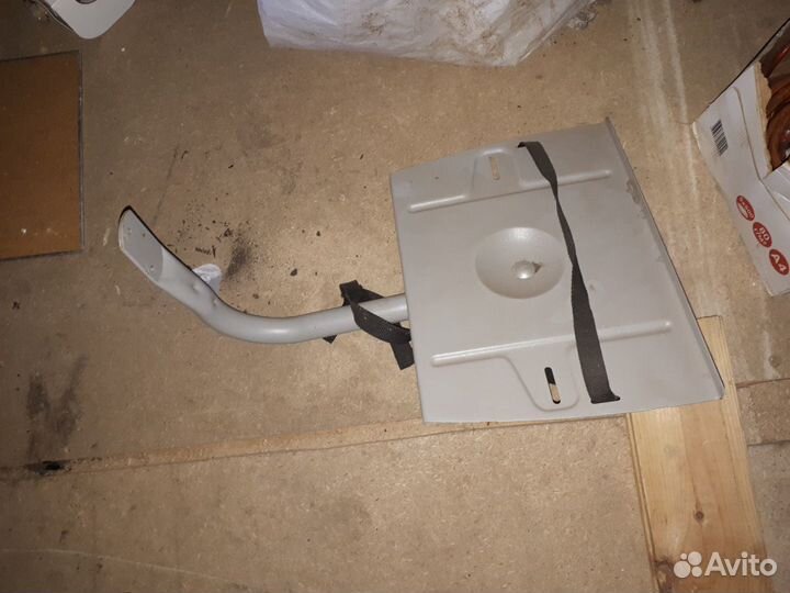 Стойка под телевизор