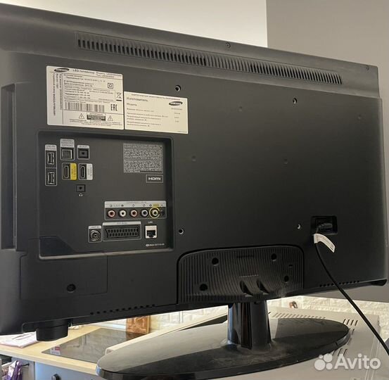 Телевизор samsung SMART tv 32