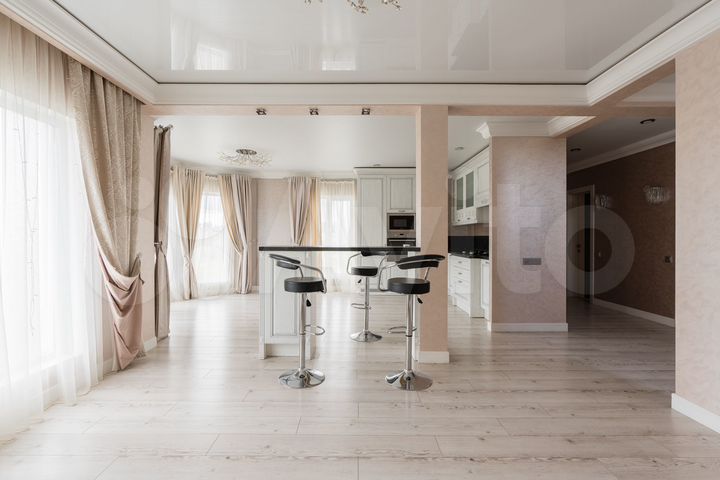 Дом 171,1 м² на участке 15,6 сот.