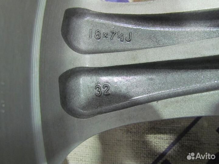 Диски Lexus R18 Литые 5x120 J7.5 CH