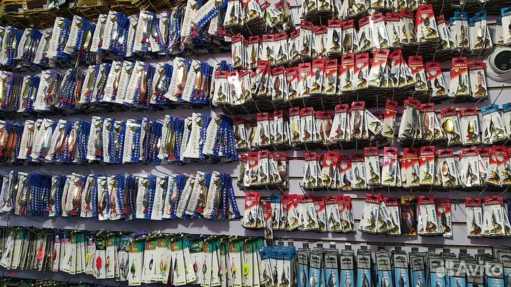 Удилища спининги катушки новые