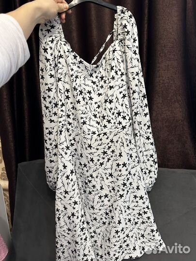 Новое платье с биркой М