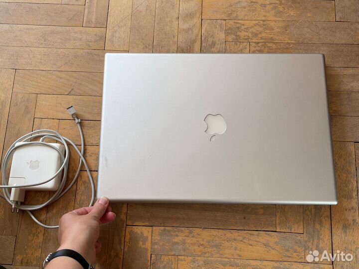 Macbook pro 17 2009
