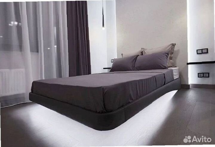 Кровать парящая двуспальная мягкая