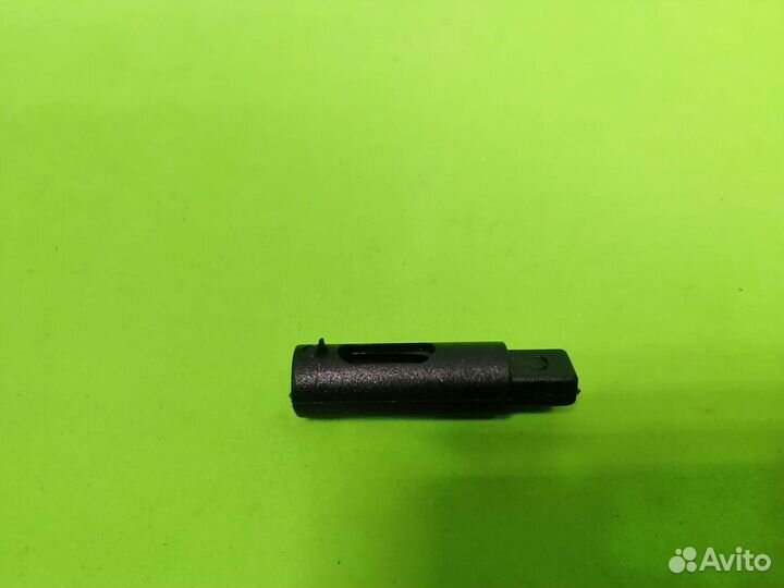 Фиксатор поворотного колеса N 69 на коляску