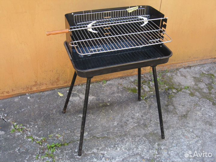 Мангал гриль-барбекю