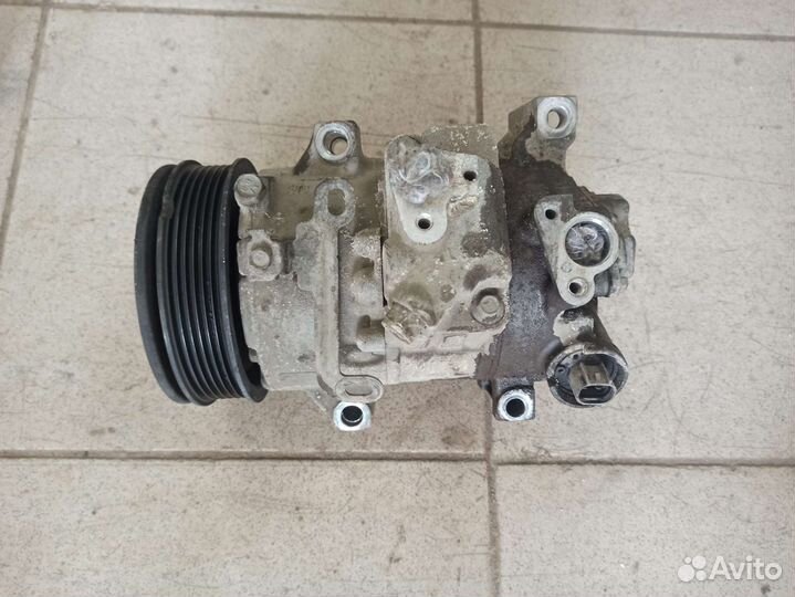 Компрессор кондиционера Toyota Corolla e150