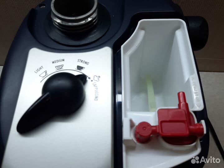 Кофеварка рожковая delonghi