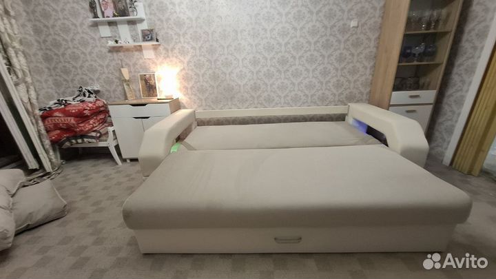 Диван еврокнижка Манчестер с подсветкой 07