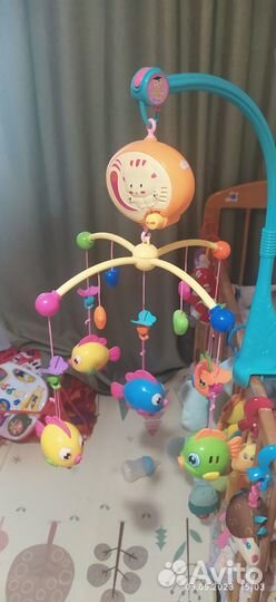 Музыкальная карусель на кроватку