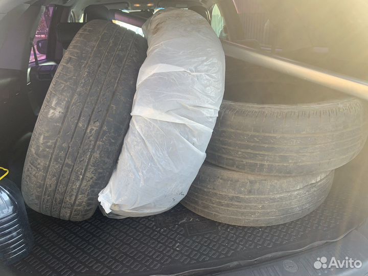 Nexen Roadian 571 235/65 R17