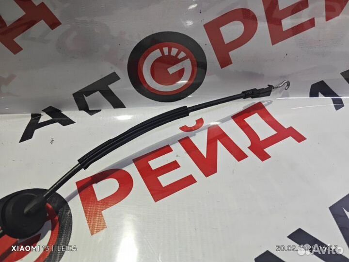 Замок двери задний правый Volkswagen Tiguan 5N2