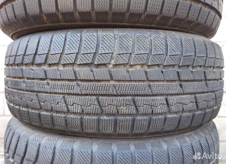 Toyo Winter Tranpath TX 215/60 R17 96Q