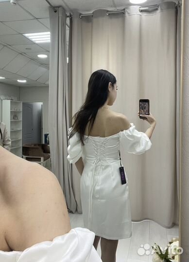 Свадебное платье вечернее короткое белое