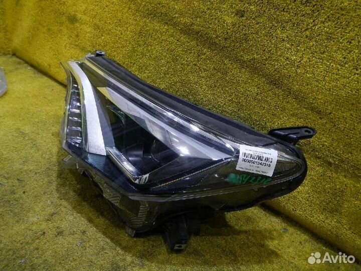 Фара левая Toyota RAV4