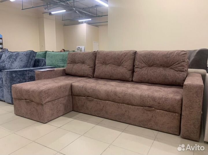 Диван угловой в наличии