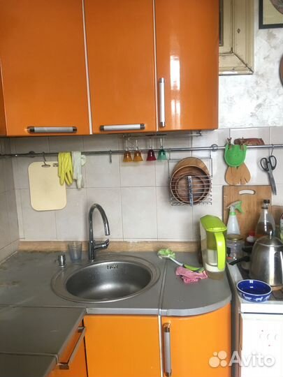 Продам кухонный гарнитур бу