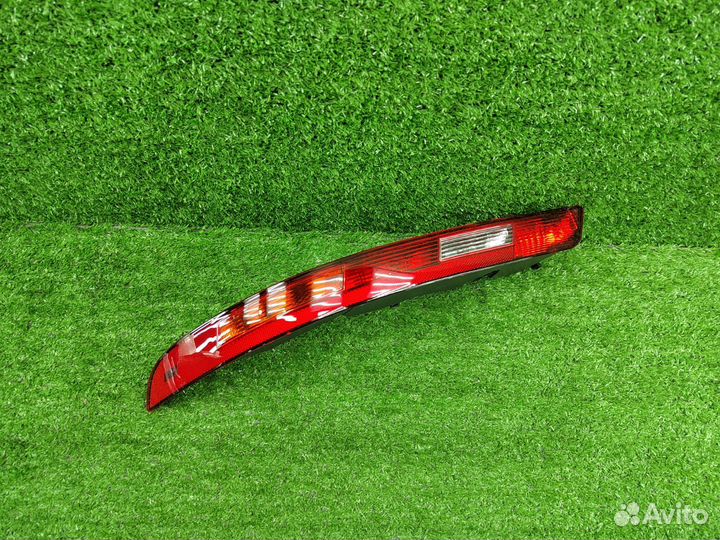 Фонарь задний левый в бампер Audi Q3 14-18г VAG