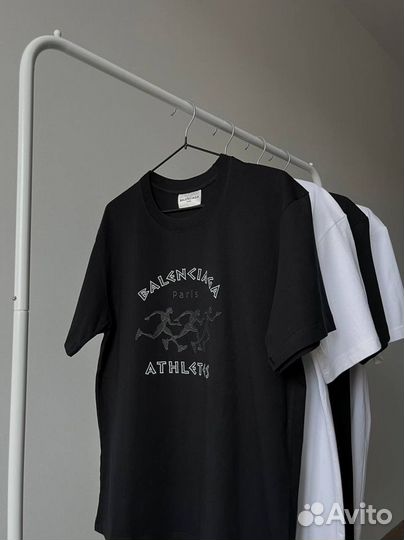 Футболка Balenciaga