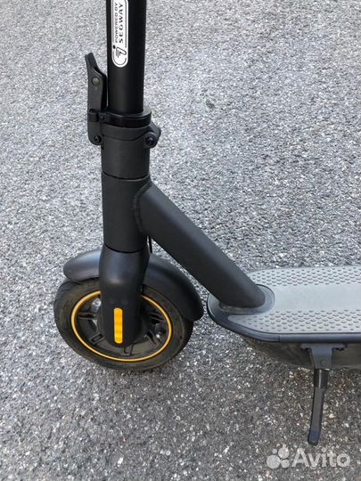 Электросамокат Ninebot max g30