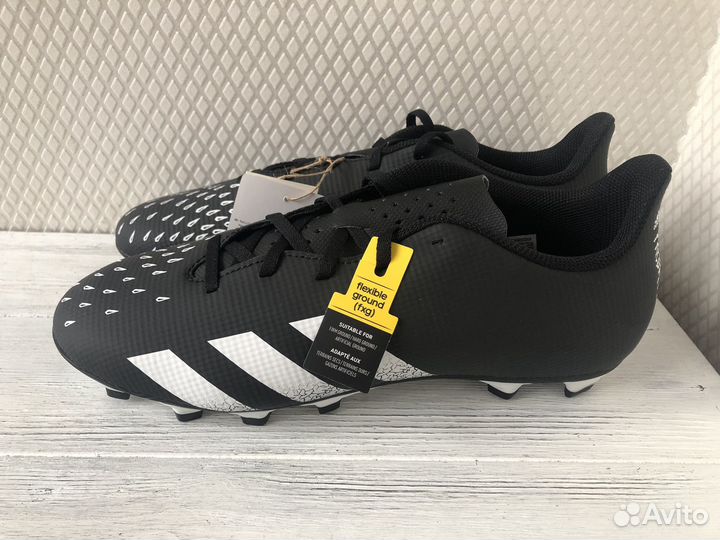 Новые бутсы Adidas Predator Freak.4 FG US 10,5