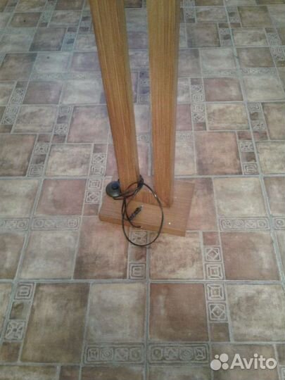 Торшер напольный с абажуром