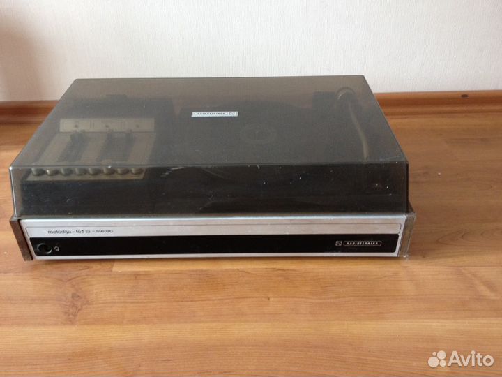 Проигрыватель пластинок Radiotehnika Радиотехника