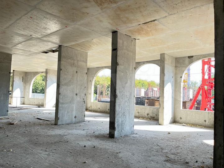 2-к. квартира, 70 м², 8/17 эт.