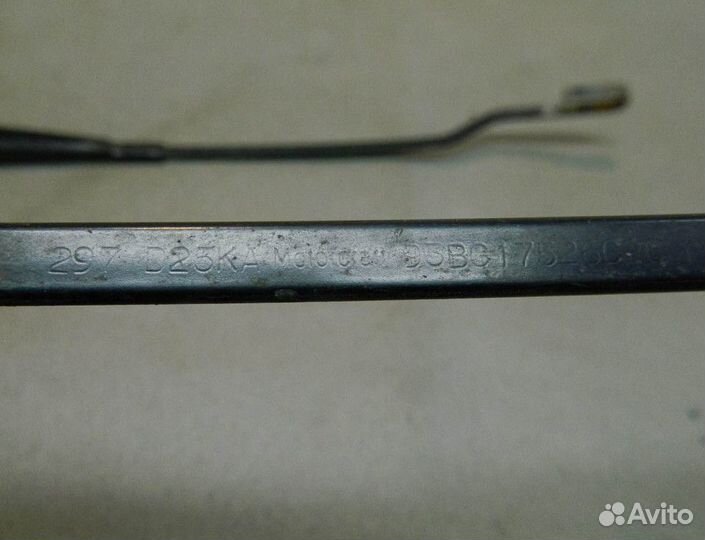 Поводок дворников Ford Mondeo 2