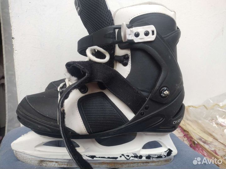 Коньки хоккейные