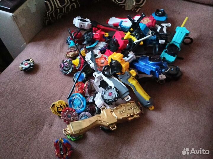 Бейблэйд берст волчки