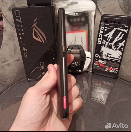 ASUS ROG Phone 7, 8/256 ГБ