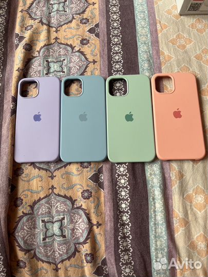 Чехол на iPhone 12