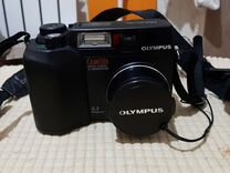 Раритетный цифровой фотоаппарат Olympus C-3040