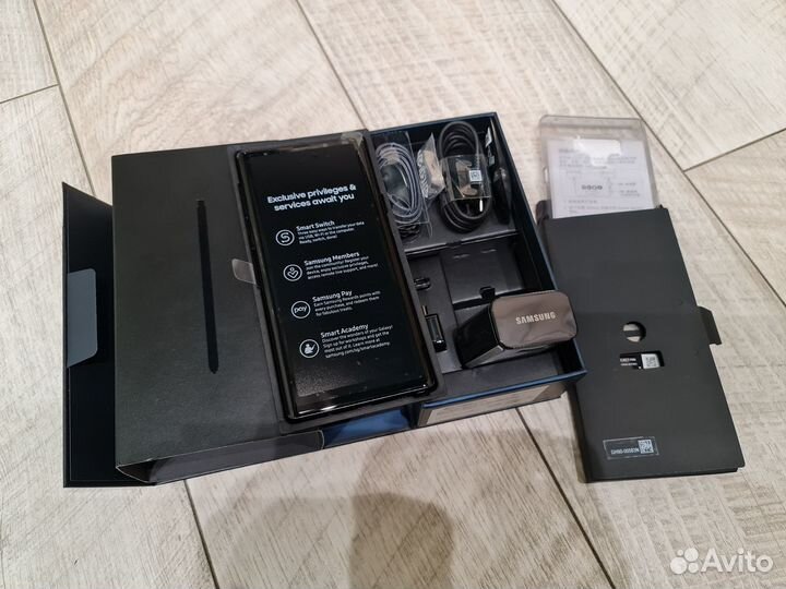 Samsung Galaxy Note 9 SM-N960F/DS как новый