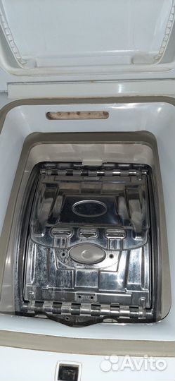Продам стиральную машину Indesit